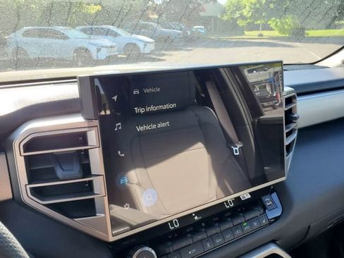 New 2026 Toyota Tundra Limited AWD/4WD image 31
