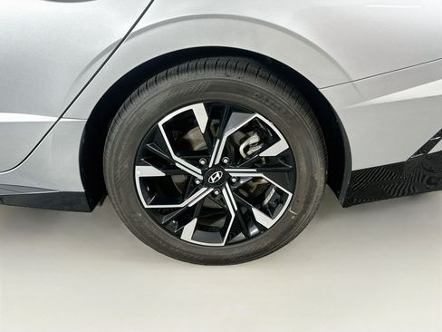 Used 2025 Hyundai Sonata SEL FWD image 11