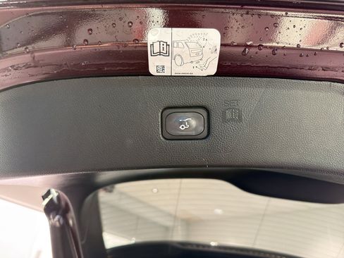 Used 2019 Ford Edge SEL w/ Equipment Group 201A image 21