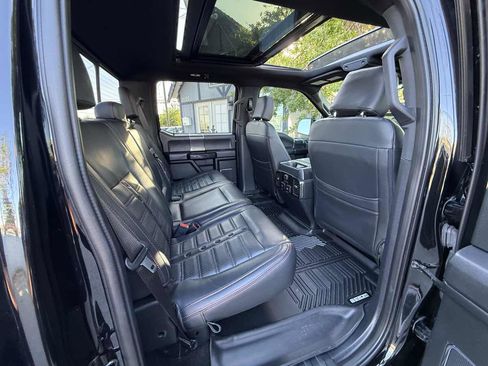 Used 2019 Ford F150 Lariat w/ Equipment Group 502A Luxury AWD/4WD image 35