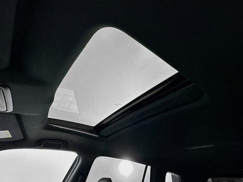 Used 2023 Honda Passport EX-L image 26