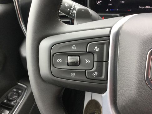 New 2026 GMC Sierra 1500 SLT AWD/4WD image 15