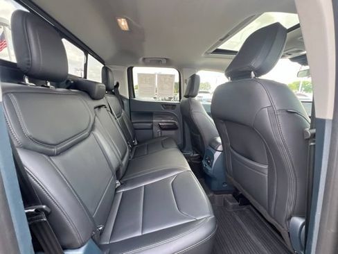 Used 2024 Ford Maverick Lariat w/ Black Appearance Package FWD image 13