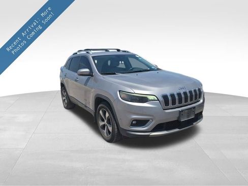 Used 2019 Jeep Cherokee Limited w/ Technology Group AWD/4WD image 1