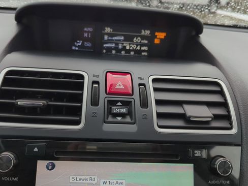 Used 2017 Subaru Forester 2.5i Limited image 19