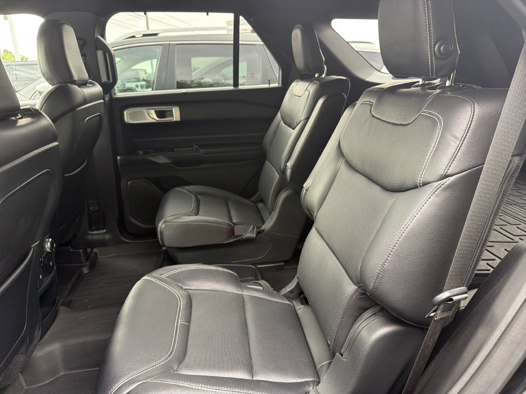 Used 2020 Ford Explorer ST w/ Premium Technology Package AWD/4WD image 19