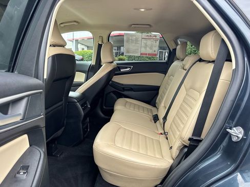 Used 2024 Ford Edge SEL image 21