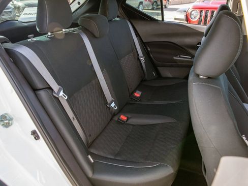 Used 2024 Nissan Kicks SV image 12