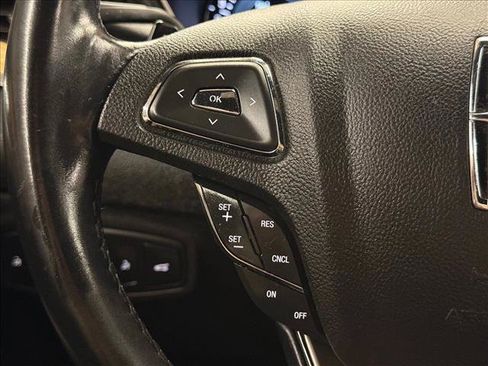 Used 2015 Lincoln MKC FWD w/ Equipment Group 101A Select image 10