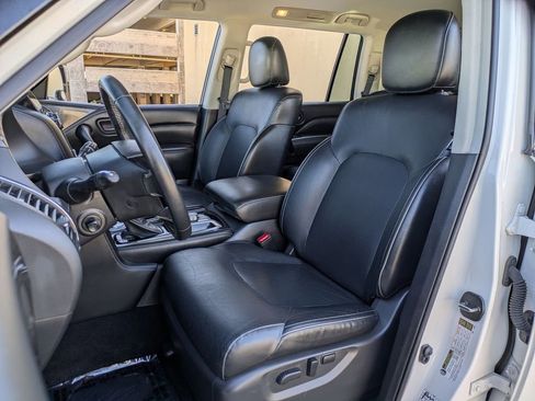 Used 2024 INFINITI QX80 Luxe image 23