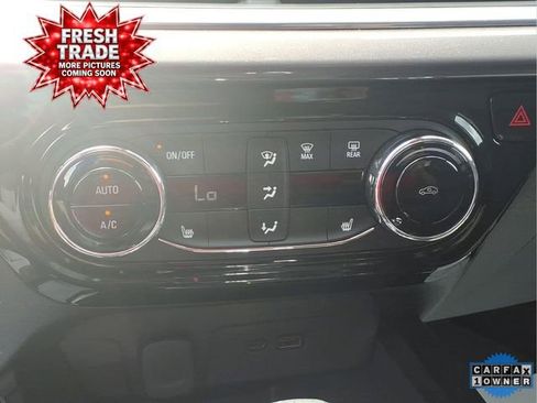 Used 2025 Chevrolet Trax ACTIV FWD image 7