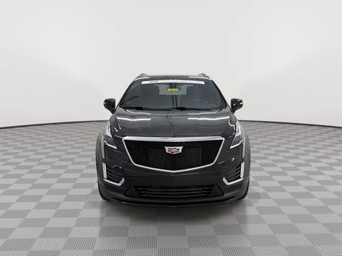 Certified 2022 Cadillac XT5 Sportv w/ LPO, Floor Liner Package AWD/4WD image 3