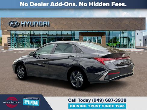 New 2026 Hyundai Elantra SEL Sport Premium FWD image 4