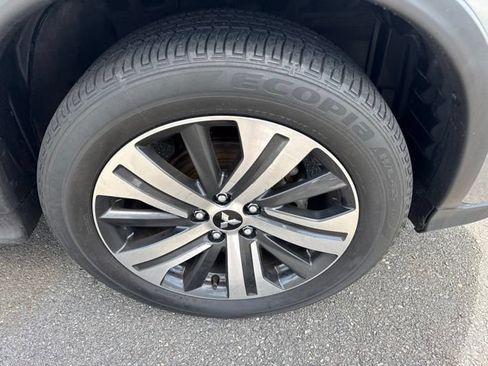 Used 2020 Mitsubishi Outlander Sport Black Edition FWD image 26