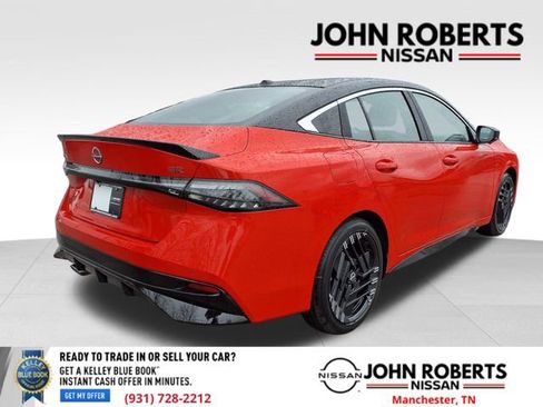 New 2026 Nissan Sentra SR w/ SR Premium Package FWD image 18