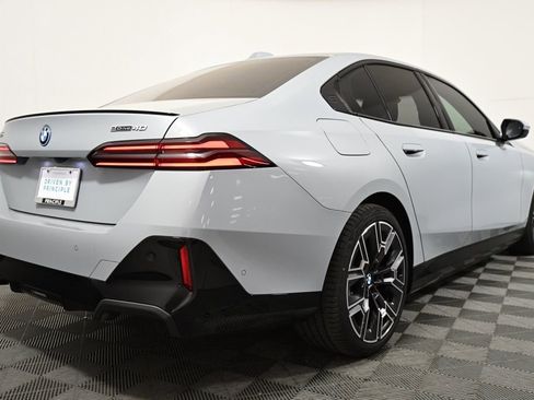 New 2026 BMW i5 eDrive40 w/ M Sport Package image 4