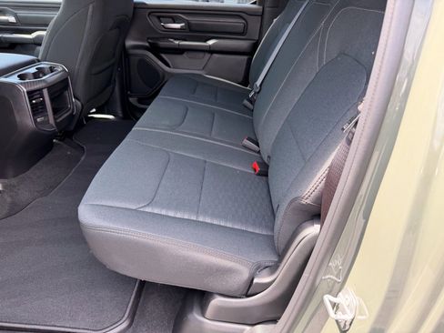 New 2026 RAM 1500 Express AWD/4WD image 10
