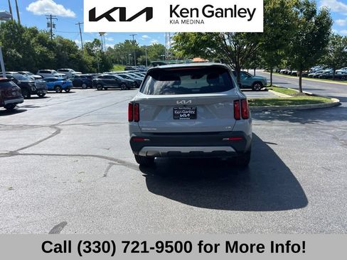 Certified 2023 Kia Sorento SX Prestige AWD/4WD image 7