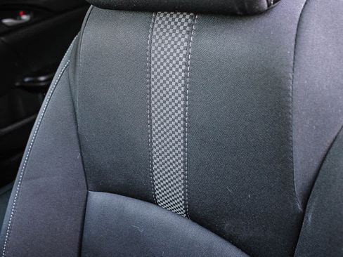 Certified 2021 Honda Civic EX image 23