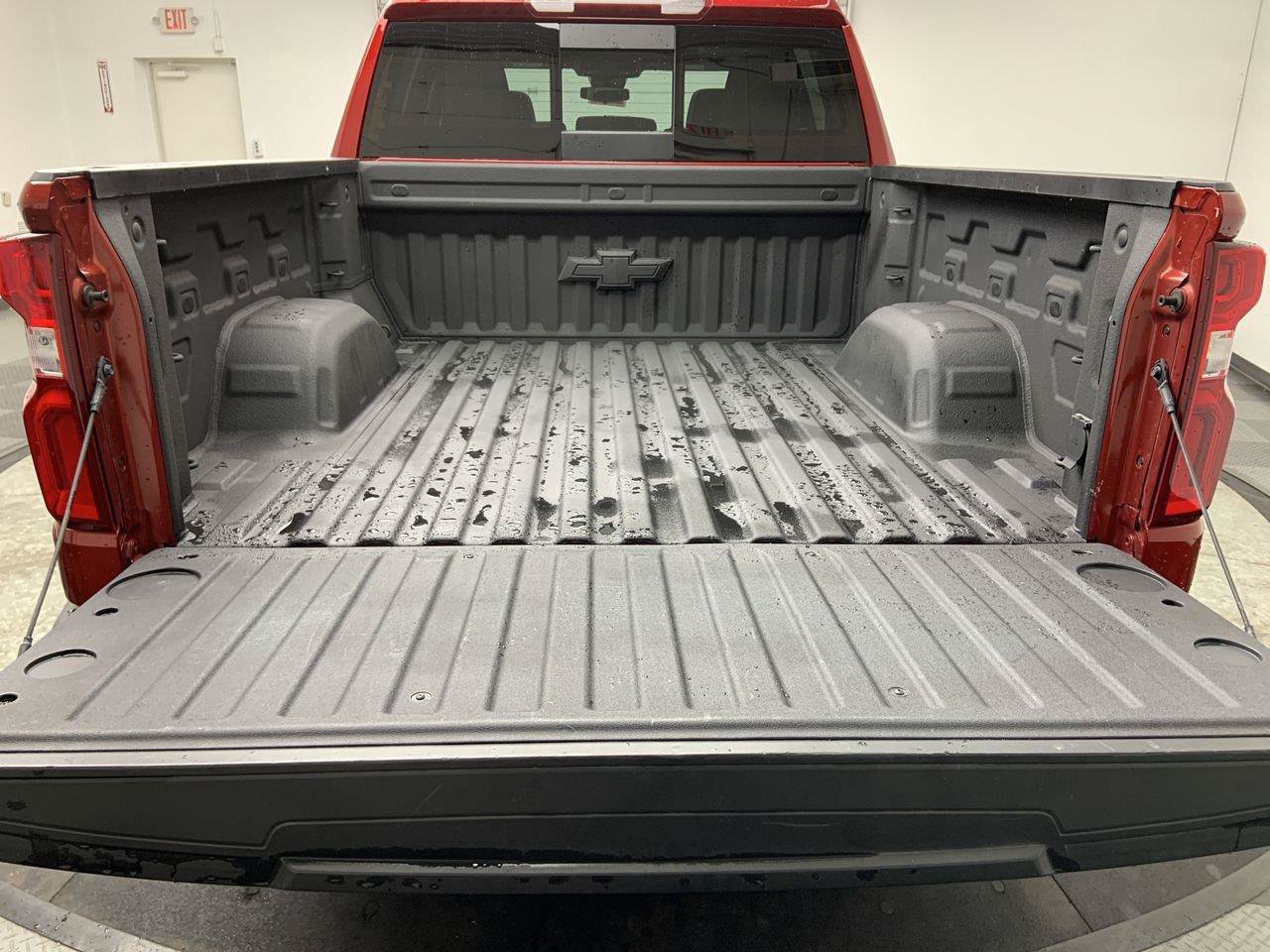 Used 2023 Chevrolet Silverado 1500 RST AWD/4WD image 33