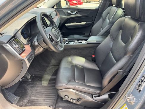Used 2023 Volvo XC60 T8 Plus w/ Climate Package AWD/4WD image 8