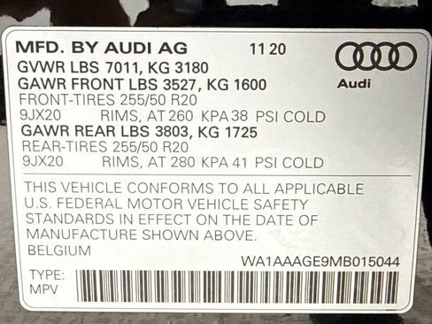Used 2021 Audi e-tron Premium w/ Convenience Plus Package AWD/4WD image 27