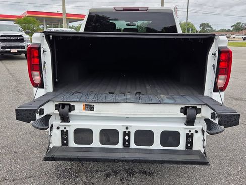 Used 2021 GMC Sierra 1500 Elevation AWD/4WD image 9