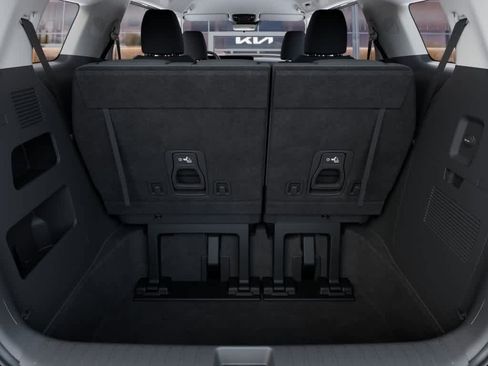 New 2027 Kia Carnival LX FWD image 19