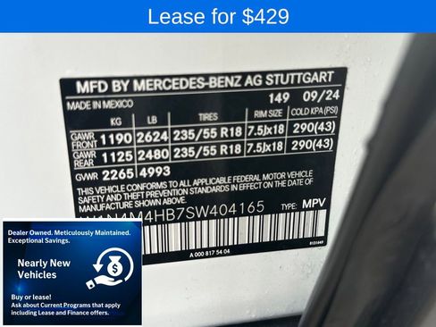 Used 2025 Mercedes-Benz GLB 250 4MATIC image 25