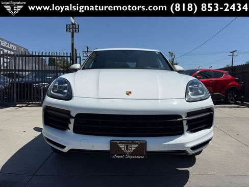Used 2019 Porsche Cayenne AWD/4WD image 2