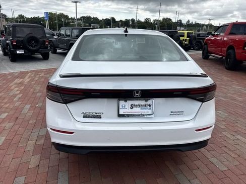 Certified 2023 Honda Accord Sport image 35