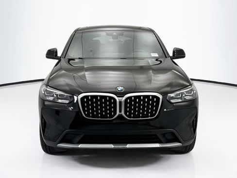Used 2022 BMW X4 xDrive30i w/ Convenience Package AWD/4WD image 2