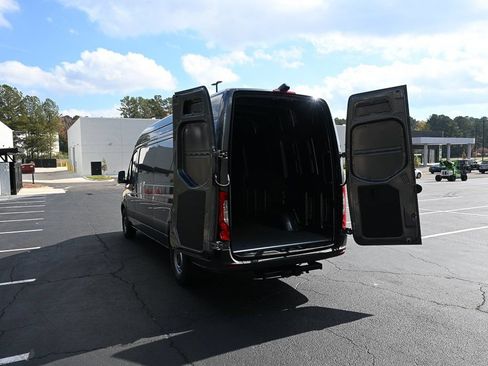 Used 2026 Mercedes-Benz Sprinter 2500 image 28