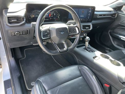 Used 2024 Ford Mustang GT Premium image 13