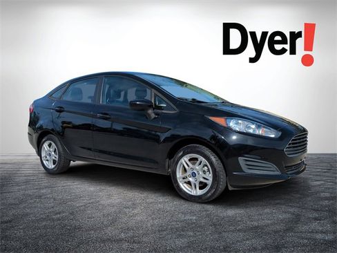 Used 2018 Ford Fiesta SE image 1