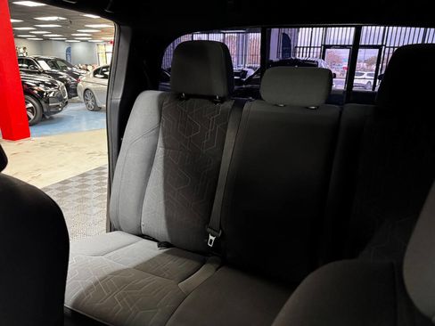 Used 2019 Toyota Tacoma TRD Off-Road image 33