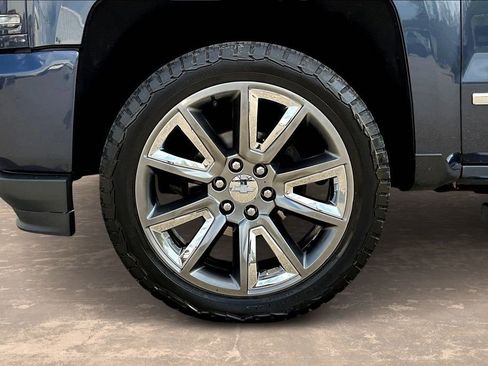 Used 2018 Chevrolet Silverado 1500 LTZ Z71 w/ Centennial Edition image 37