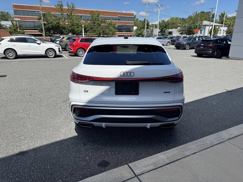 Certified 2025 Audi Q5 Premium Plus w/ Premium Plus AWD/4WD image 7