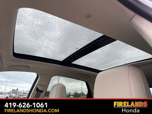 Used 2017 Cadillac XT5 Luxury w/ Driver Awareness Package image 30