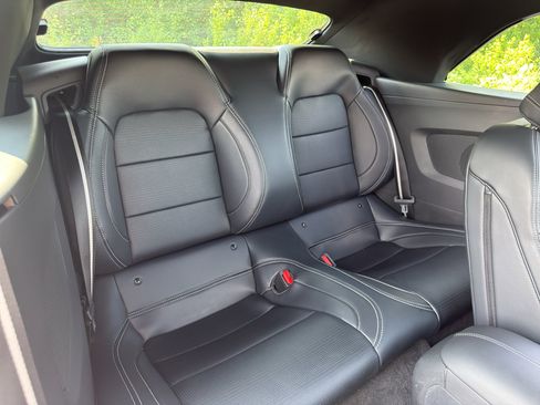 Used 2025 Ford Mustang GT Premium RWD image 35