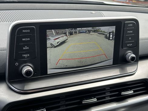 Certified 2021 Kia Telluride LX FWD image 22
