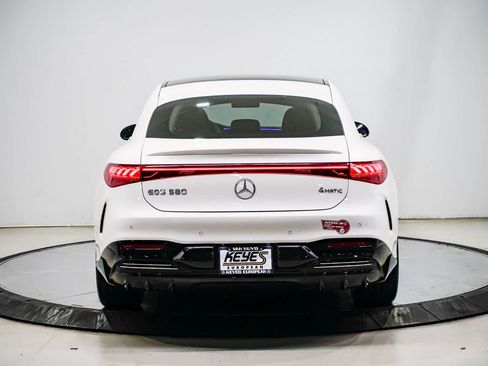 Used 2023 Mercedes-Benz EQS 580 4MATIC Sedan image 3