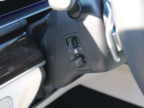 Certified 2025 Mercedes-Benz GLE 450 GLE 450 image 15