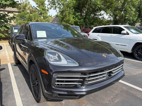 Used 2019 Porsche Cayenne AWD/4WD image 2