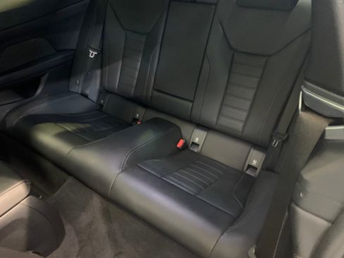 Used 2023 BMW 440i xDrive Coupe w/ Premium Package image 18