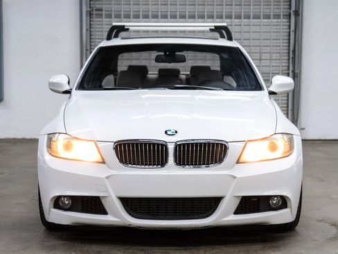 Used 2011 BMW 335d Sedan RWD image 6