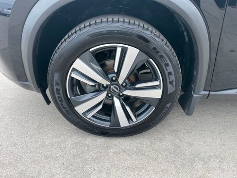 Used 2023 Nissan Rogue SL AWD/4WD image 29