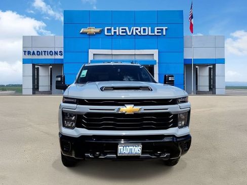 Certified 2025 Chevrolet Silverado 2500 Custom w/ Custom Value Package AWD/4WD image 4