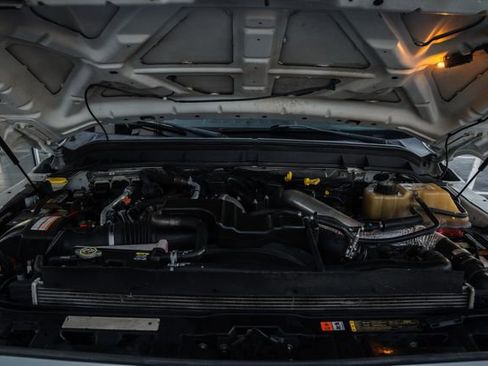 Used 2011 Ford F350 Lariat image 30