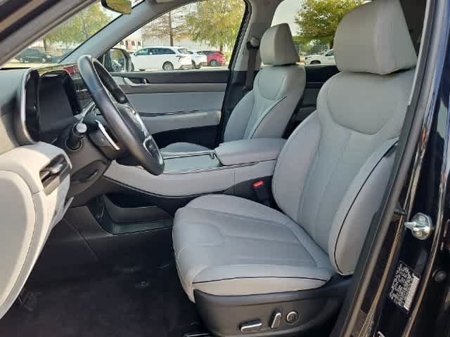 Used 2025 Hyundai Palisade SEL FWD image 14